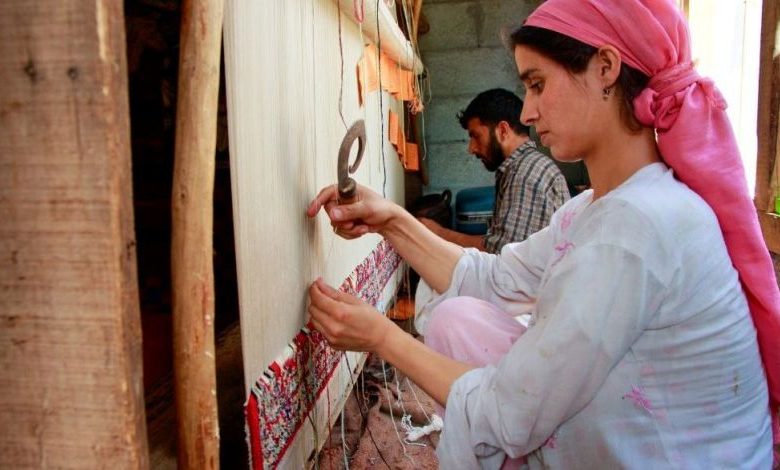 هنر گلیم بافی